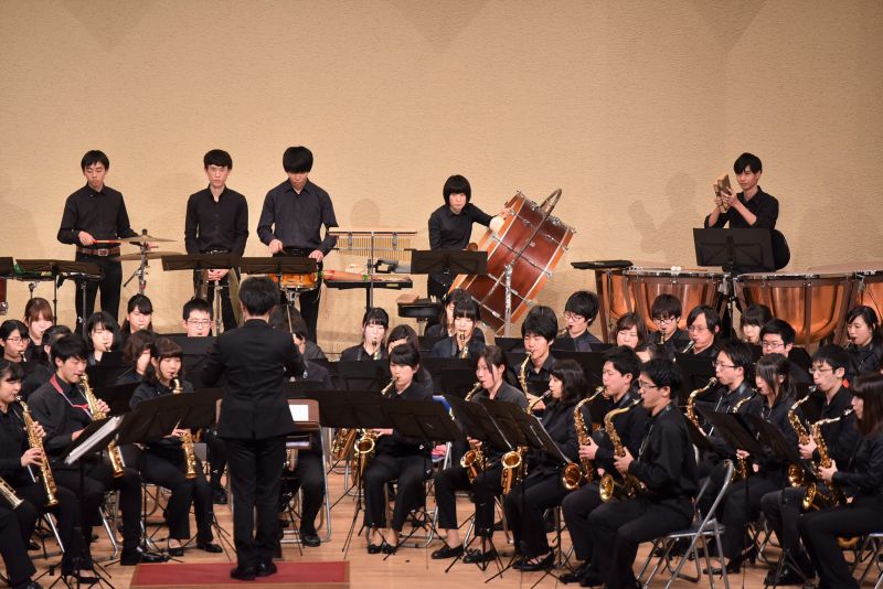 nghe hoa nhạc ở Nhật